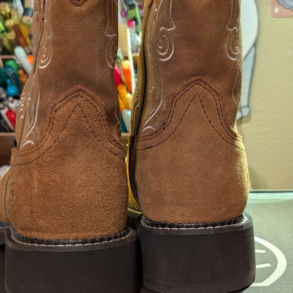 Tan Suede Western Boots with Embroidery - Picture 5 of 10
